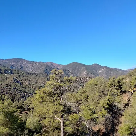 Lodge Anastasi Tiny Homes- Mountain Views, Garden & Terrace, Pet Friendly *