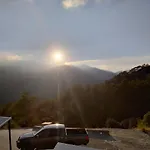 Anastasi Tiny Homes- Mountain Views, Garden & Terrace, Pet Friendly *