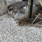 Деревянный коттедж Anastasi Tiny Homes- Mountain Views, Garden & Terrace, Pet Friendly Какопетрия