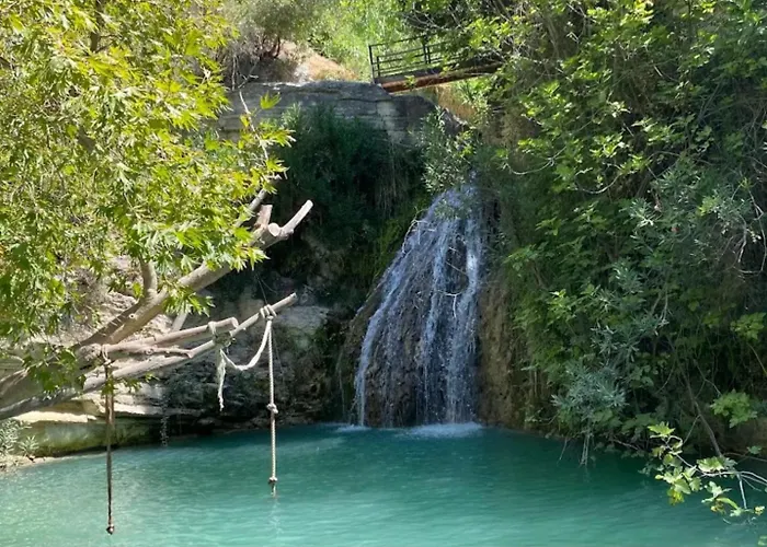 Anastasi Tiny Homes- Mountain Views, Garden & Terrace, Pet Friendly *